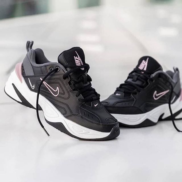 รองเท้า Nike M2K Tekno
