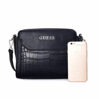 กระเป๋าสะพายข้างผู้หญิง GUESS CROSSBODY BAG