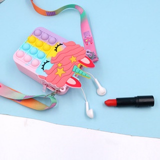 [พร้อมส่ง] 2 in 1 Pop it bag ของเล่นเด็ก ดันฟอง บีบ ของเล่น กระเป๋าเป้สะพายหลัง ดันฟอง ประสาทสัมผัส นั่งและยืน คลายการบีบอัด กระเป๋าสะพายของเล่น