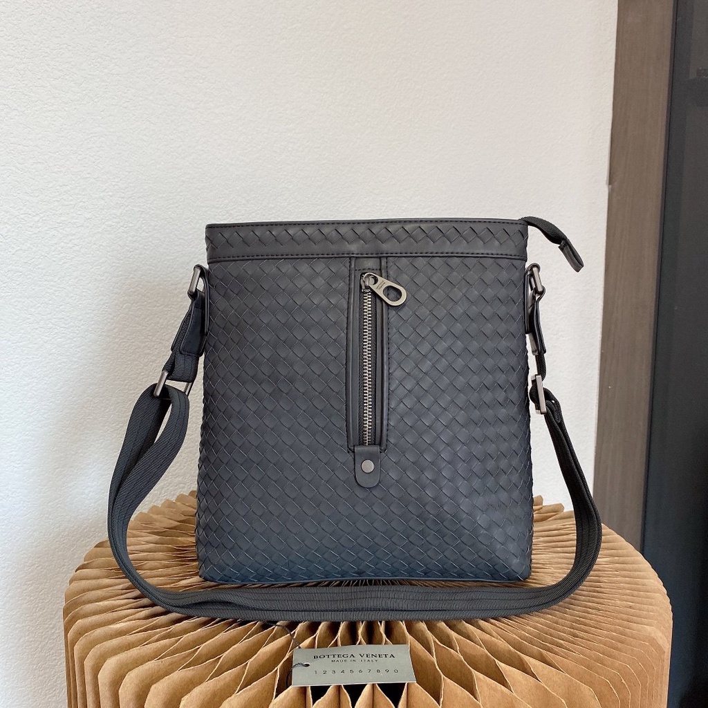 Bottega Veneta BV Messenger Shoulder Bag Weave Leather Laptop Computer &amp; Tablet Travel Briefcase, Black Tablet Satchel