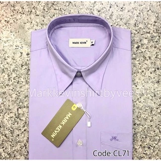 เสื้อเชิ้ตสีม่วงอ่อน มีกระดุมปกด้านใน ทั้งแขนสั้นและแขนยาวค่ะ
