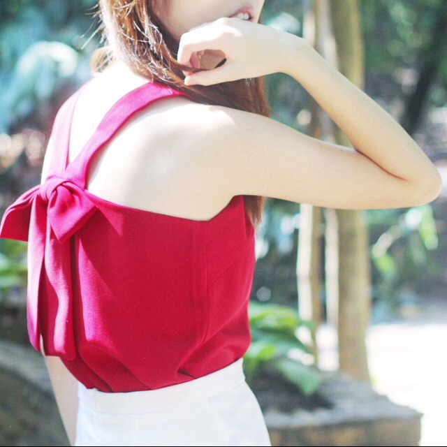 Top: Irene เนื้อผ้าหนา อยู่ทรง