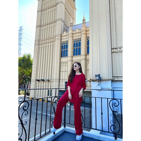 [เหลือ 242.- เก็บโค้ดหน้าร้าน] chill chill set style rawii Set เสื้อแขนสั้นทรง oversize เพิ่มดีเทลผ่