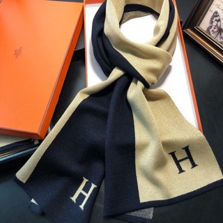 ผ้าพันคอ พิมพ์ลายตัวอักษร HERMES ขนาดใหญ่ สีคอนทราสต์ แบบเรียบง่าย เข้ากับทุกการแต่งกาย แฟชั่นฤดูใบไม้ร่วง และฤดูหนาว สไตล์เกาหลี สําหรับผู้ชาย