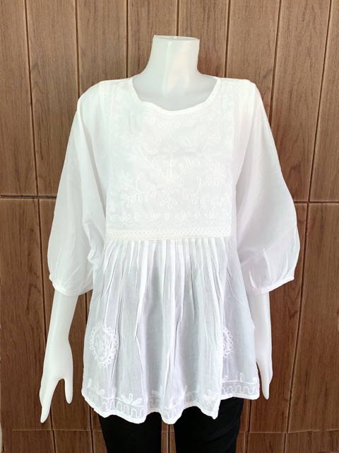 เสื้อขาวคอตตอนปักไหมพรมทรงผีเสื้อ - รูปที่ 5