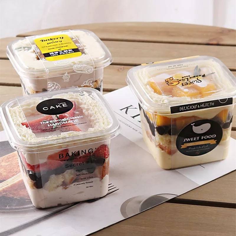 กล่องเค้กพลาสติกใส พร้อมฝาปิด สีใส (B10-8) ความจุ 420ml. แพ็ค25/50 ชุด