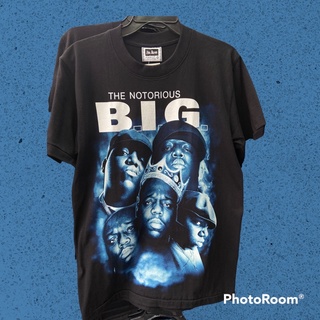 เสื้อยืดคอกลมลาย BIGGIE’Smalls