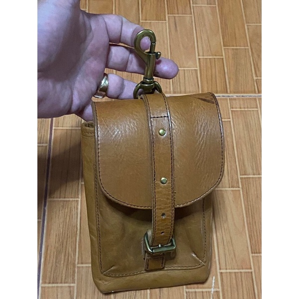 กระเป๋าหนังแท้ ห้อย ร้อยเข็มขัด Paquet