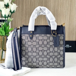 👑ผ่อน0%แท้100%👑 กระเป๋าสะพาย งาน Shop COACH C3865 Field Tote 22 In Signature Jacquard