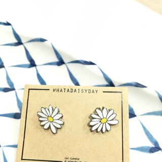 Gloomy daisy earrings ต่างหูเดซี่