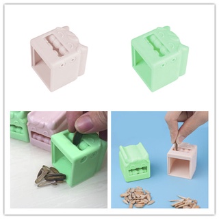 เครื่องปอกเปลือกแตงโมพลาสติกสร้างสรรค์สีเขียวสีชมพู 1 ชิ้น