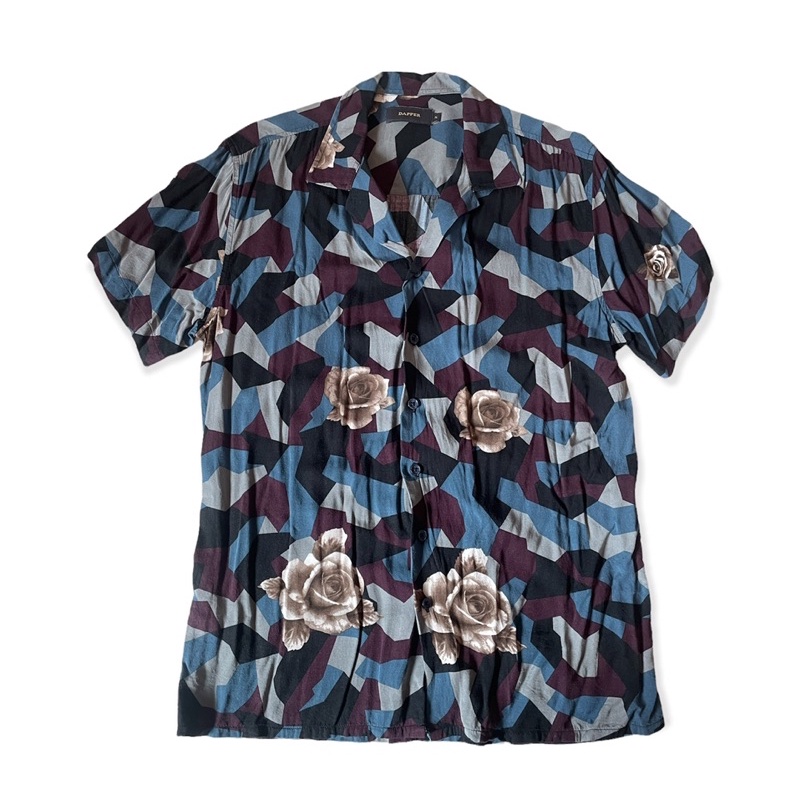 เสื้อเชิ๊ตปกกว้างผู้ชาย ไซด์ M ของ Dapper