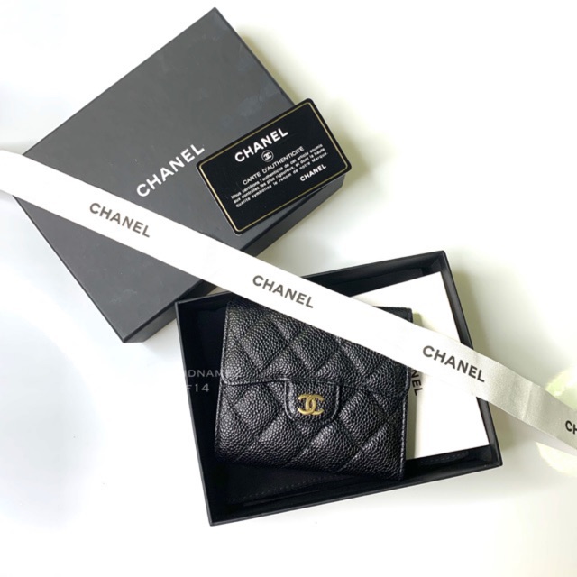 Used in good condition  chanel trifold wallet holo22 ghw (รุ่น3พับ)