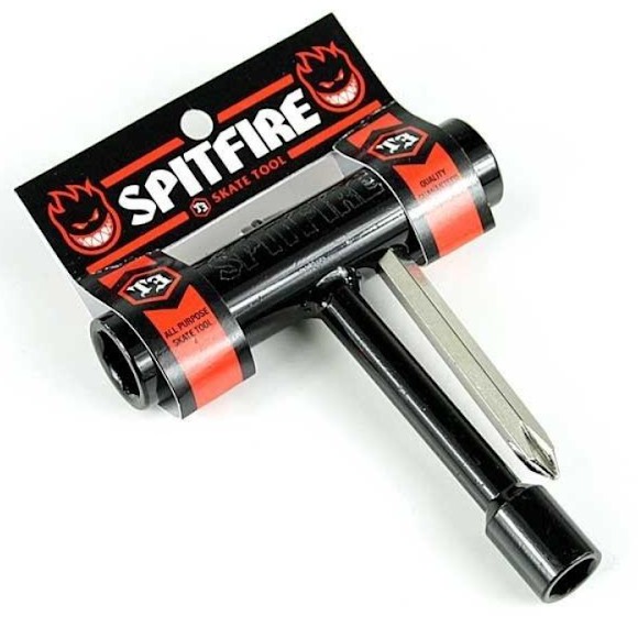 เครื่องมือไขสเก็ตบอร์ด ยี่ห้อSpitfire  Skateboard T-Tool