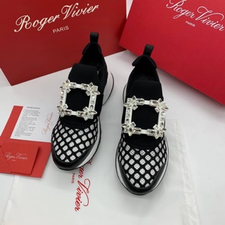 Roger sneaker รุ่นมีเพชร (สีขาวดำ)