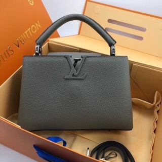 กระเป๋า LV Capucines bb hi-end1:1 size27cm. พร้อมส่งค่ะ