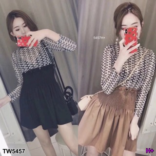 TwinsShopVip💗พร้อมส่ง TW5457 Set เสื้อลูกไม้ซีทรูลายดอกไม้+กระโปรงสั้นเอวสม้อค