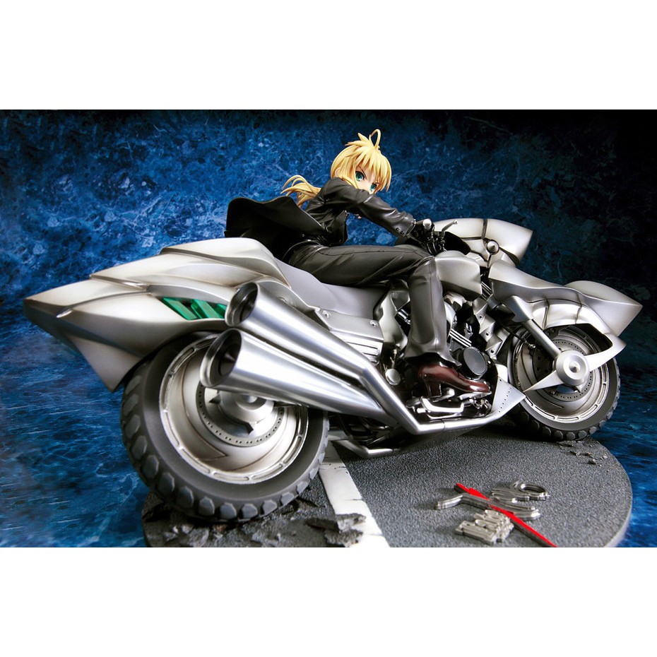 Figure: Fate/Zero - Saber & Saber Motored Cuirassier 1/8