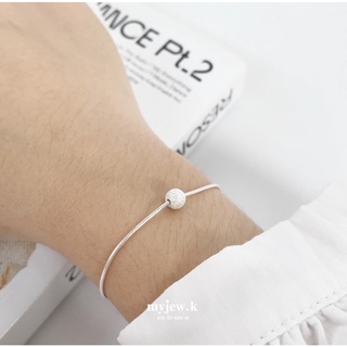 (myjew.k) สร้อยข้อมือ กำไลข้อมือเงินแท้ wink basic bracelet