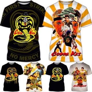 ใหม่ เสื้อยืดลําลอง แขนสั้น คอกลม พิมพ์ลายอนิเมะ Karate Kid Cobra Kai 3D แฟชั่นฤดูร้อน สําหรับผู้ชาย