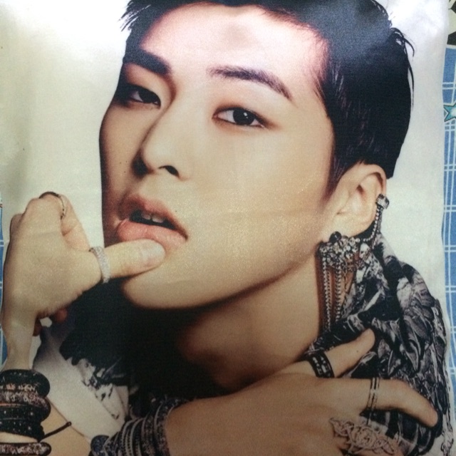 หมอน xiumin exo 2 ด้าน