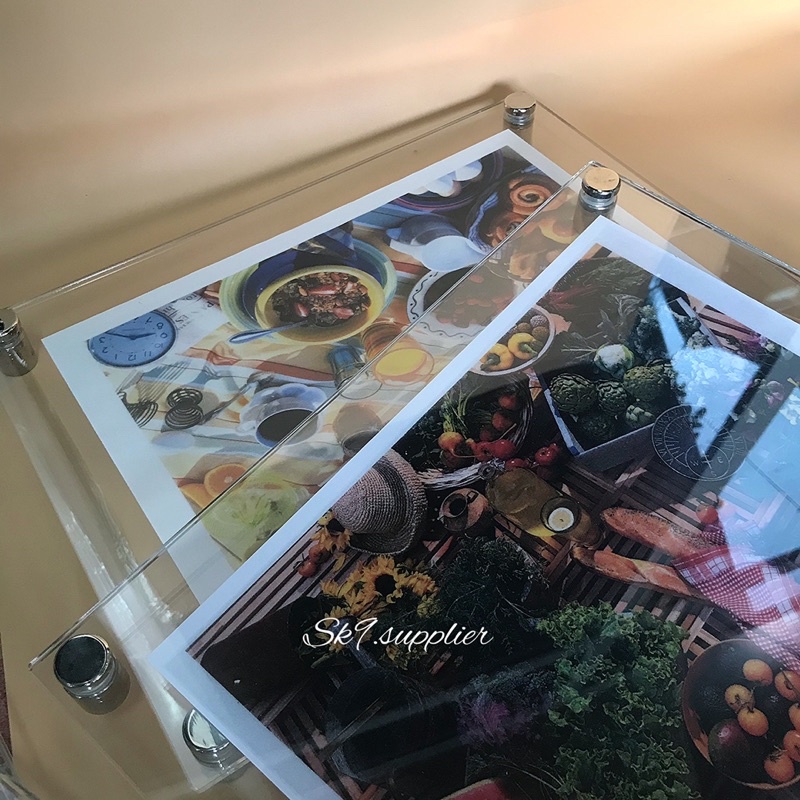 พร้อมส่ง  ป้ายอะคริลิค กรอบรูปใสติดผนัง+พร้อม(หมุดลอย 4ด้าน) A4/A3/A2/40×60/60×60/60x80cm.MADE IN THAILAND ราคา ถูกที่สุด ดีลบีเคเค แกลเลอรีภาพที่ 6