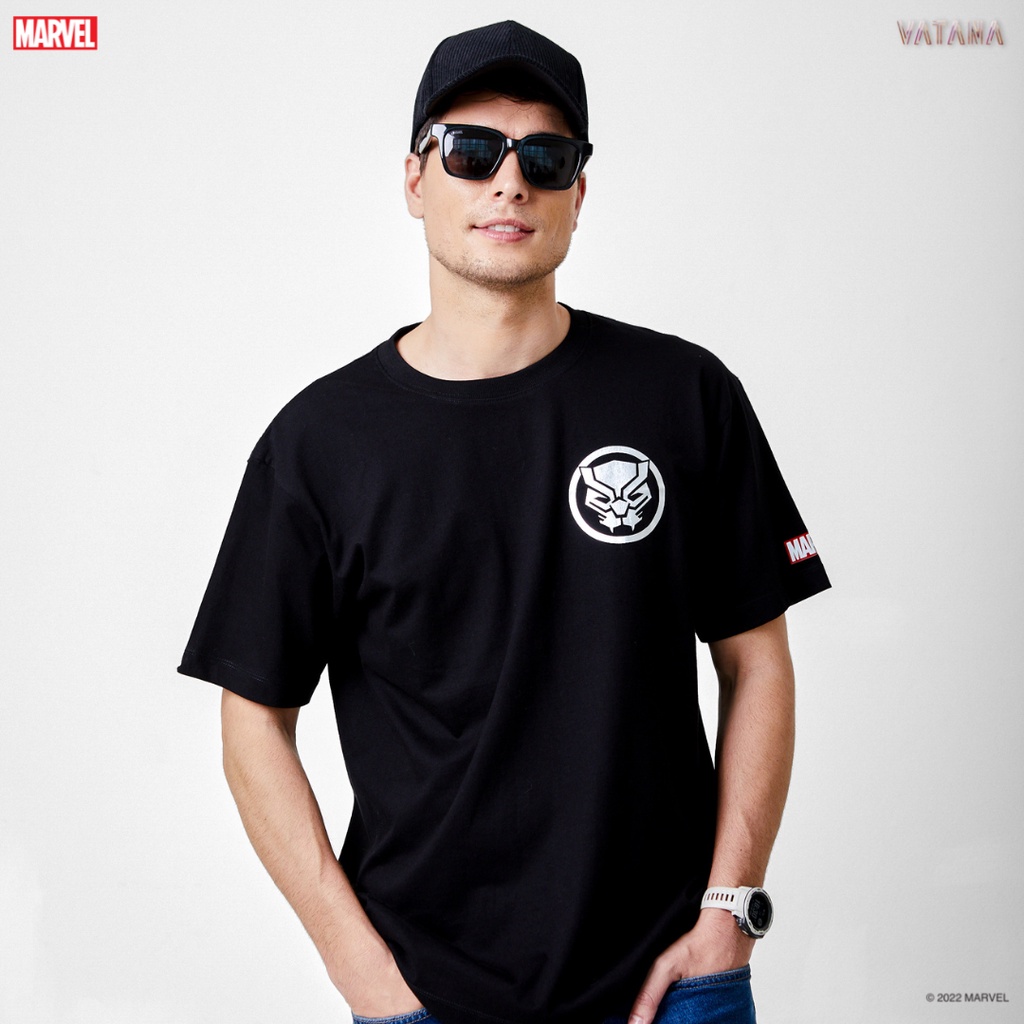 VATANA - เสื้อยืดแขนสั้น สีดำ พิมพ์ลาย Wakada Forever: Black Panther's Head | Unisex T-Shirt ลิขสิทธิ์ MARVEL