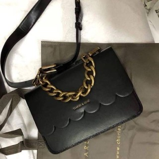 CHARLES &amp; KEITH DETAIL HANDLE BAG กระเป๋าถือ