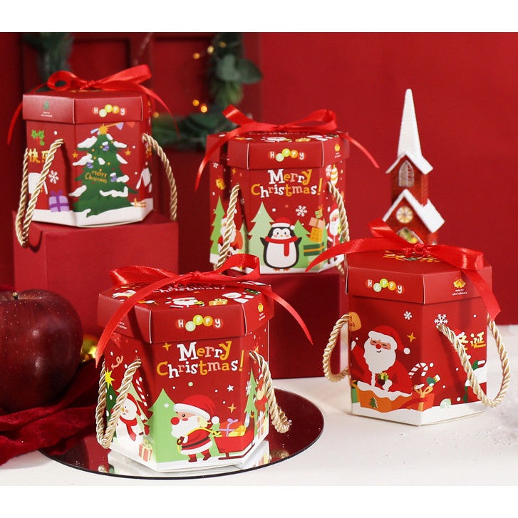 กล่องคริสต์มาส Chritmas ทรงห้าเหลี่ยม หูหิ้ว กล่องคุ๊กกี้ กล่องของขวัญ (KK33)