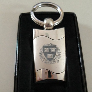 พวงกุญแจ Harvard University ของ Collegiate Licensed Product