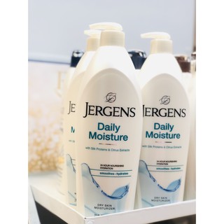JERGENS DAILY MOISTURE 621ML. ฟื้นบำรุงเข้มข้นล้ำลึก ขจัดความหมองคล้ำแห้งกร้าน เผยผิวแลดูสว่างใสเปล่งประกายกว่าที่เคย