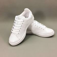 รองเท้าผ้าใบ GIGA รุ่นGS03 สีขาวล้วน