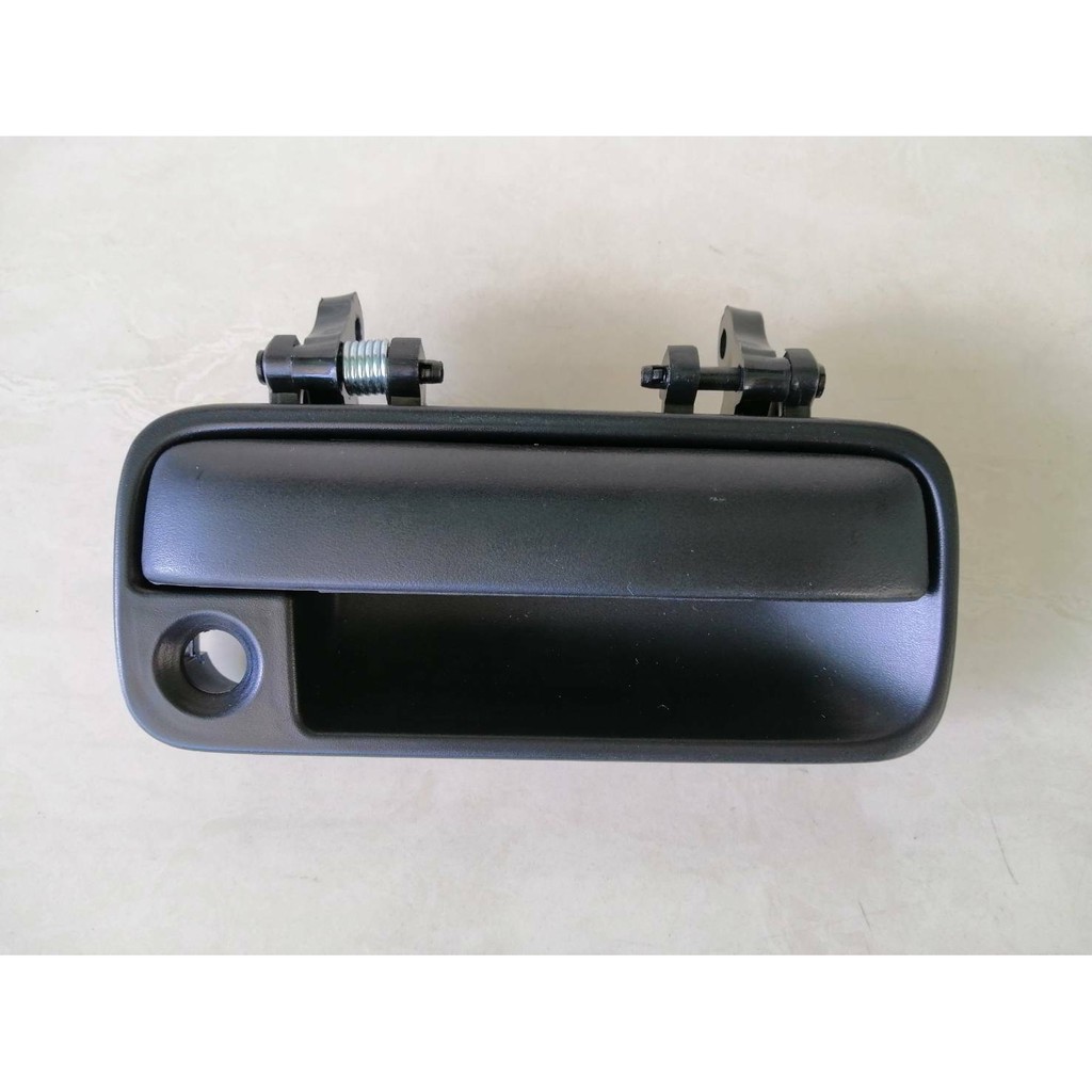 มือเปิดอันนอก ประตูหน้า HONDA ปี1996-1999 TYPE-Z ข้างRH(ขวา) ราคาอันละ 350บาท