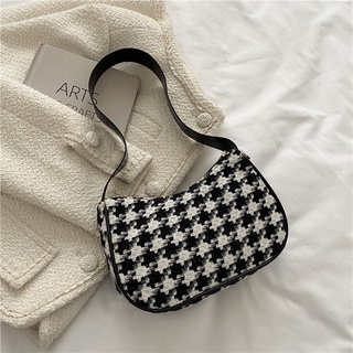 2021 Fashion Checkerboard Handbag Crossbody Casual Womens Bag Crescent Armpit Bag Casual Design Small Bag Tide Bag