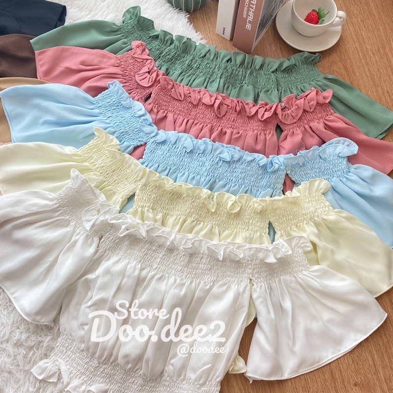 DOODEE2 01/14เสื้อเปิดไหล่แขนกระดิ่ง ผ้าโฟร์เวย์ งานน่ารักมาก