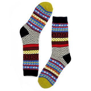 ถุงเท้า COMFY SOCKS Geluk socks ลวดลายถุงเท้าสวยงาม เหมาะสำหรับใส่กับรองเท้าบูต และรองเท้าผ้าใบ