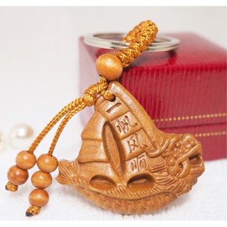 Dragon Barque เรือสำเภาหัวมังกรท้ายปลา สัญลักษณ์แห่งความมั่งคั่งบารมี งานไม้สวย พวงกุญแจ เสริมดวงแก้ปีชง