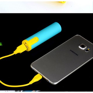powerbank แบตเตอร์รี่สำรองพกพาขนาด2600mAhมีไฟฉายในตัวมาในกล่องทรงแคปซูล
