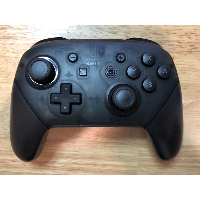 Nintendo Switch - Pro Controller แท้ (มือสอง)