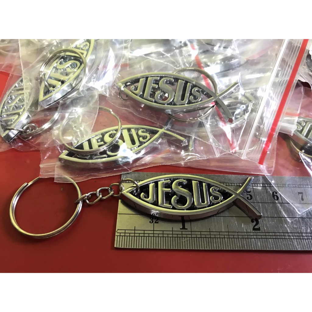 พวงกุญแจปลา ชิ้นละ10บาท set10ชิ้น100บาท ลายJESUSเงิน ของชำร่วยคริสเตียน JESUS พระเจ้า พระเยซู คริสเตียน พวงกุญแจ