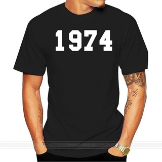 [S-5XL] 1974 เสื้อยืดคอกลม แขนสั้น ลาย College Style 40th Birthday ของขวัญ สําหรับผู้ชาย 10 สี