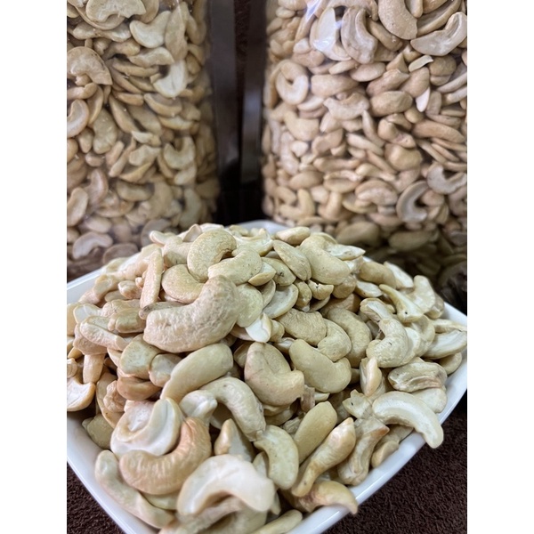 เม็ดมะม่วงหิมพานต์แบบซีกจัมโบ้ ดิบและอบ คละไซค์ ของใหม่เพิ่งมา