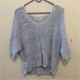 uniqlo แท้ 100% ซื้อเองจากญี่ปุ่น sz.M ผ้าไหมพรมหนาค่ะ ซื้อมาประมาณ 800
