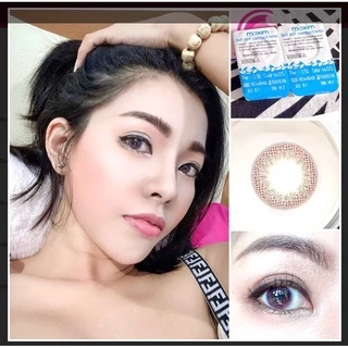 [ ลดล้างสต็อก ] กล่องชมพู คอนแทคเลนส์สีน้ำตาล Maxim Sofeye No.15 Brown รายเดือน 2 ชิ้น(1คู่)