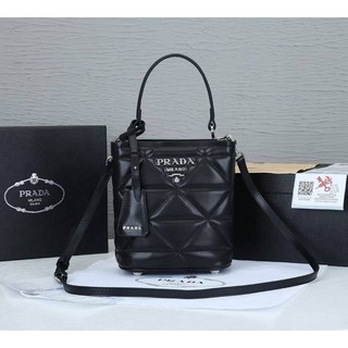 Prada Panier สีดำ Grade vip Size 22CM  free box set