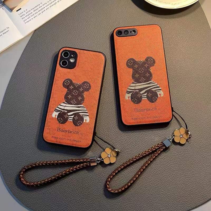 เคสโทรศัพท์มือถือหนัง ลายหมี LV พร้อมสายคล้อง หรูหรา สําหรับ iphone 15 14 13 Pro Max i13 13pro 11 Pro Max i11 iX XR Xs Max 7 8 PLUS 12Pro 12 Pro Max