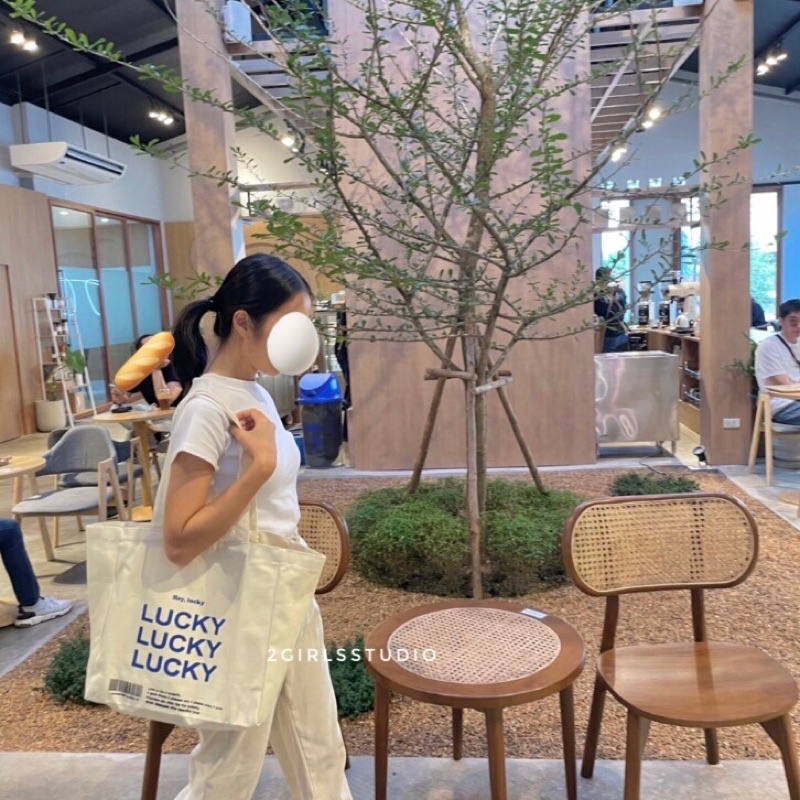 Canvas bag กระเป๋าผ้าแคนวาสขนาดใหญ่ รุ่น Lucky แบบสายสองระดับ สะพายและถือได้ พร้อมส่ง