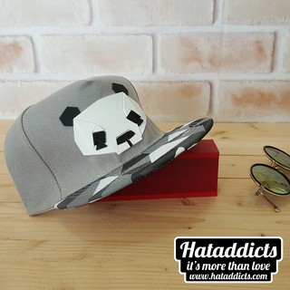 หมวกแฟชั่น hiphop ลาย panda สีเทา