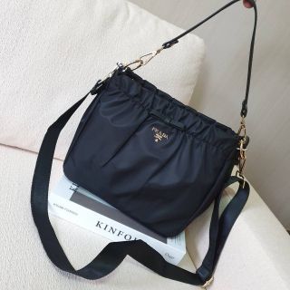 กระเป๋าสะพาย Prada nylon รุ่น Limited edition