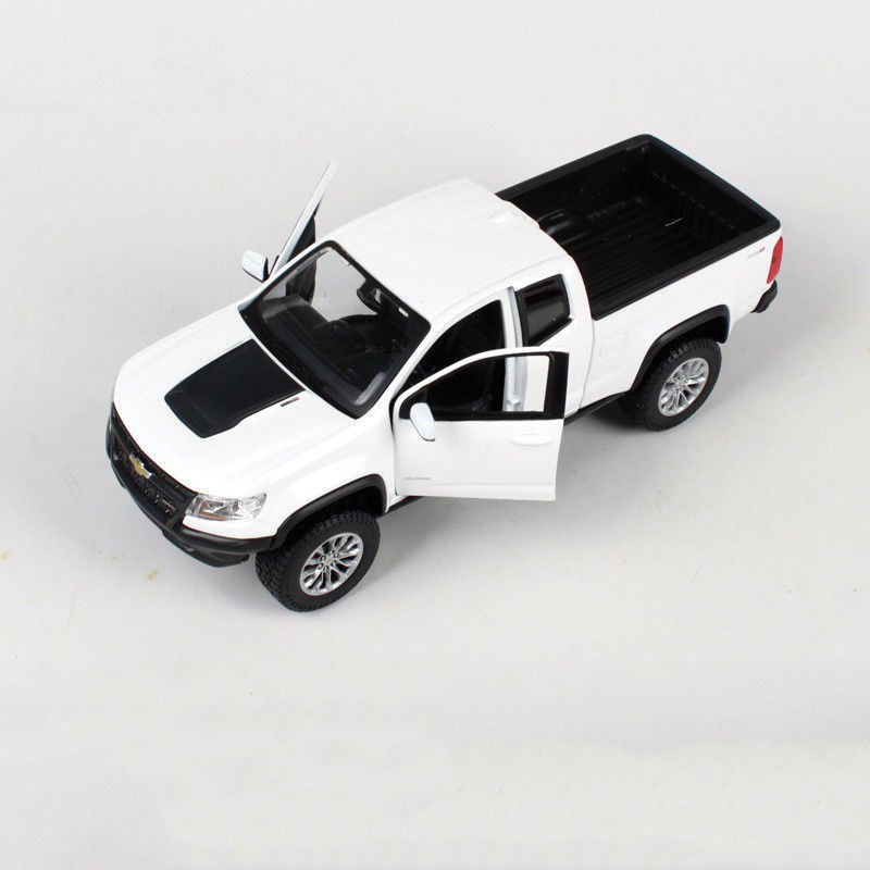 chevy colorado toy truck